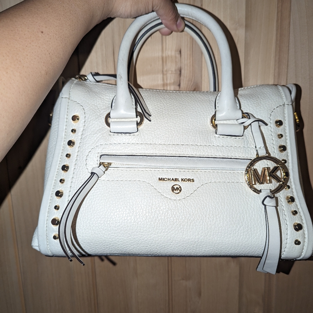 Michael kors carine satchel